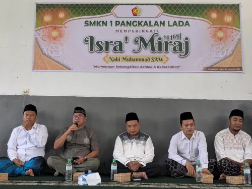 SMKN 1 PANGKALAN LADA Melaksanakan Isra Mi' Nabi Muhammad SAW 1446 H